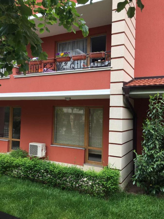 Villa Rossa Apartments Ravda Luaran gambar