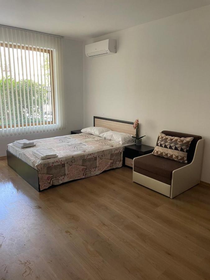 Villa Rossa Apartments Ravda Luaran gambar